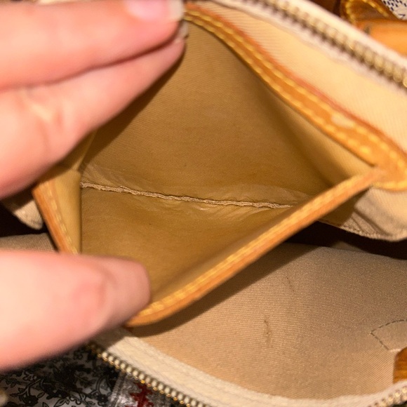 AUTHENTIC Louis Vuitton Speedy with FREE COA! - Picture 9 of 16